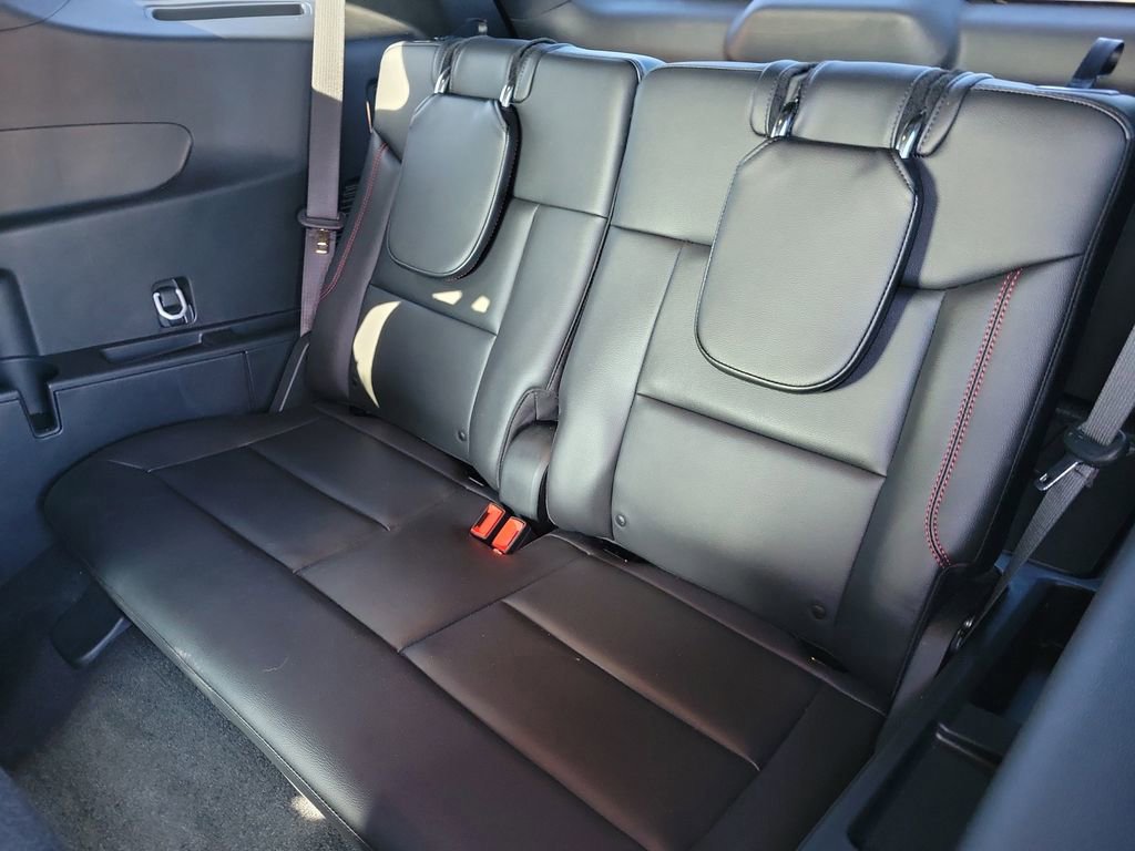 Certified 2024 Ford Explorer ST-Line w/ Class IV Trailer Tow Package image 13