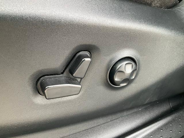 Used 2024 Chrysler Pacifica Touring-L w/ S Appearance Package image 28