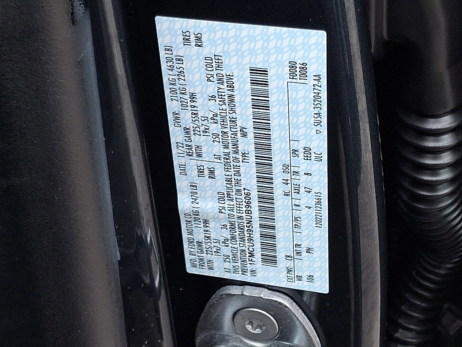 Certified 2022 Ford Escape SEL w/ SEL Stealth AWD Package image 26