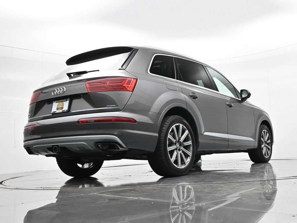 Used 2019 Audi Q7 3.0T Premium AWD/4WD image 21