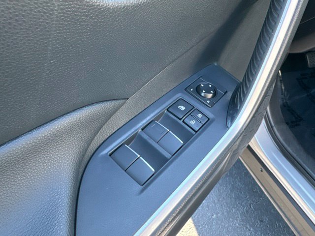 Used 2019 Toyota RAV4 XLE Premium FWD image 12