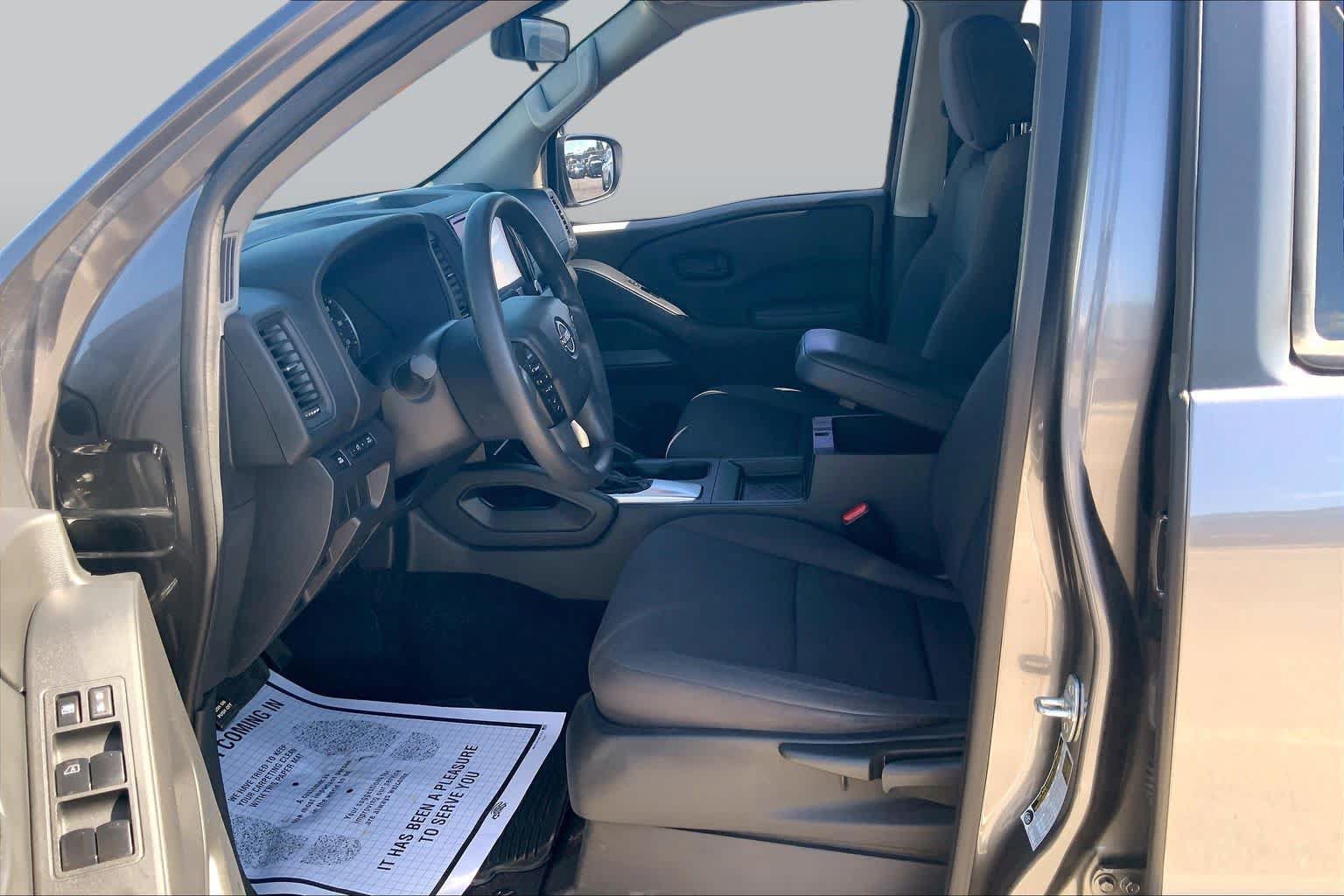 Used 2022 Nissan Frontier S w/ Technology Package AWD/4WD image 8