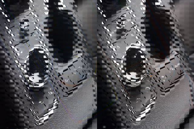 Used 2023 Cadillac XT4 Luxury w/ Cold Weather Package image 24