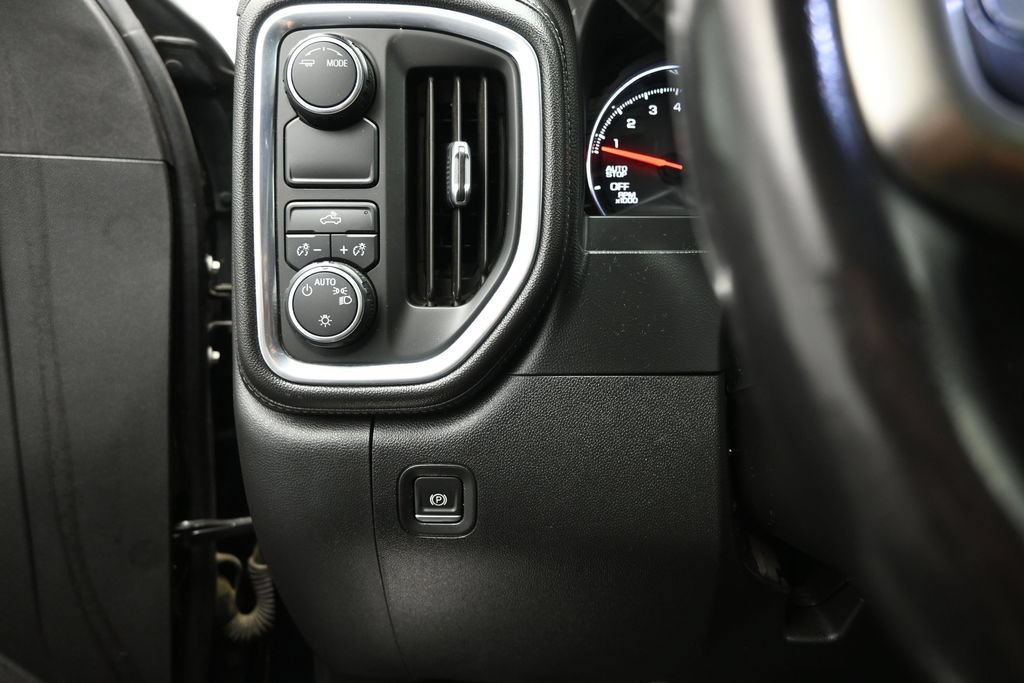 Used 2020 Chevrolet Silverado 1500 LT w/ All-Star Edition RWD image 10