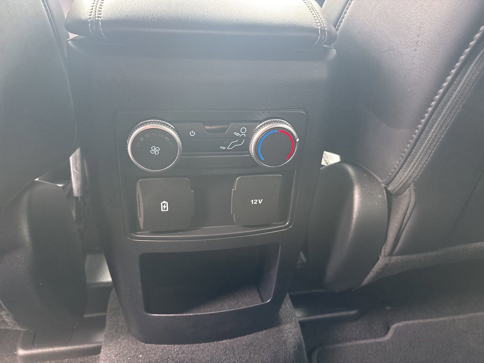 Certified 2021 Ford Explorer XLT w/ Equipment Group 202A image 39