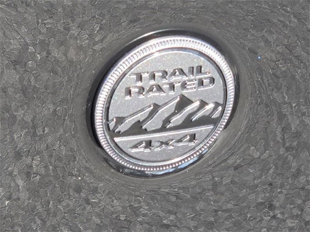 Used 2025 Jeep Gladiator Sport image 18