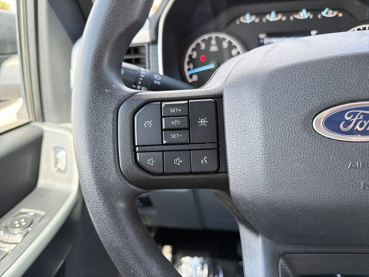Certified 2023 Ford F150 XLT RWD image 25