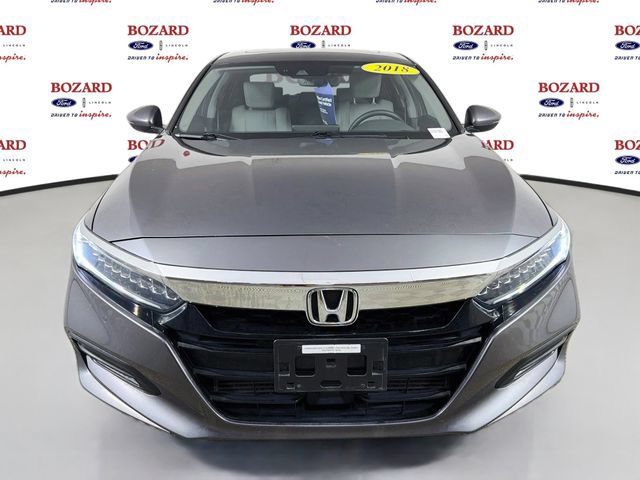 Used 2018 Honda Accord Touring image 2