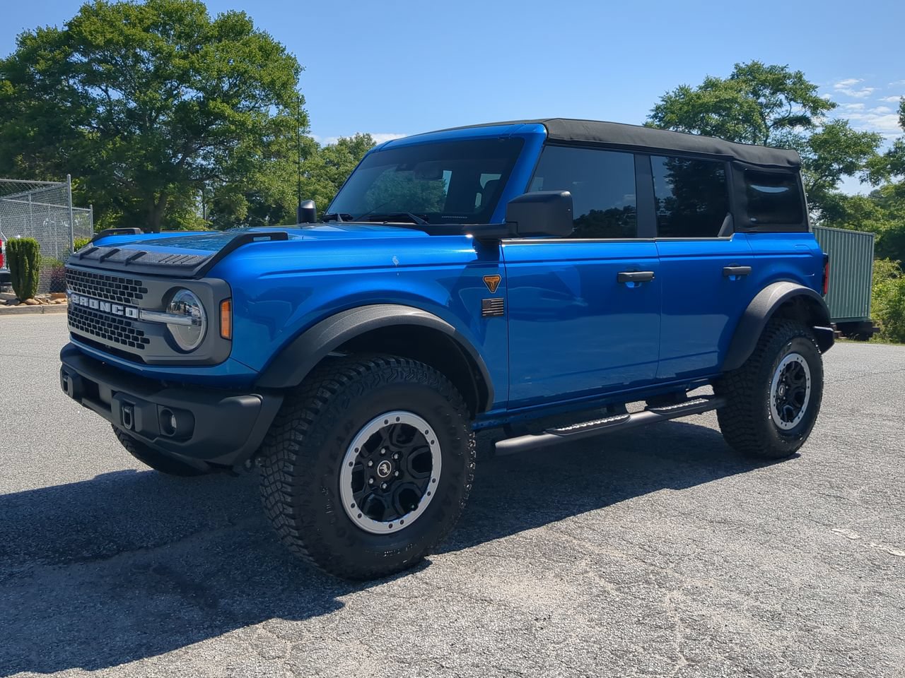 Certified 2023 Ford Bronco Badlands w/ Sasquatch Package AWD/4WD image 6