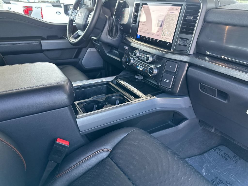 Certified 2025 Ford F250 Lariat AWD/4WD image 14