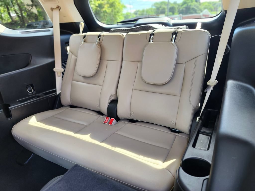 Certified 2020 Ford Explorer Limited AWD/4WD image 17
