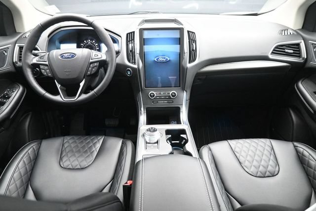 Certified 2024 Ford Edge Titanium AWD/4WD image 21
