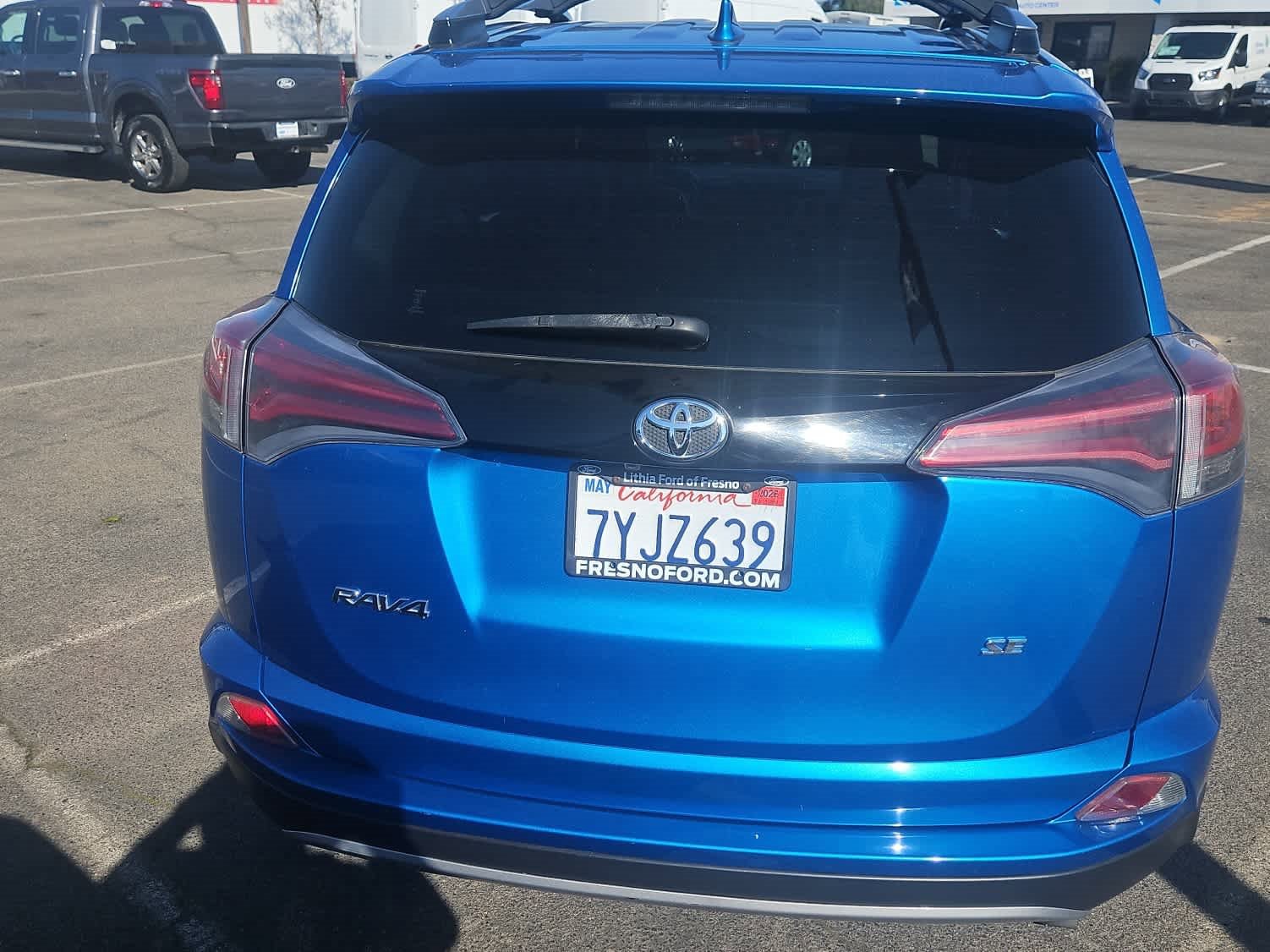 Used 2017 Toyota RAV4 SE image 7