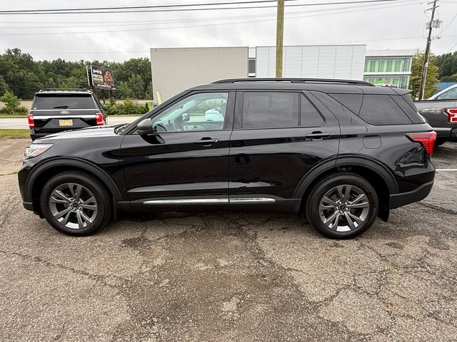 Certified 2025 Ford Explorer Active w/ Active Comfort Package AWD/4WD image 8