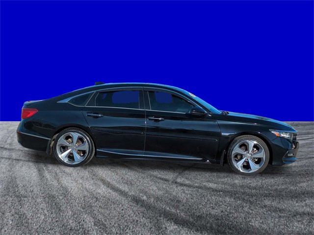 Used 2018 Honda Accord Touring image 6