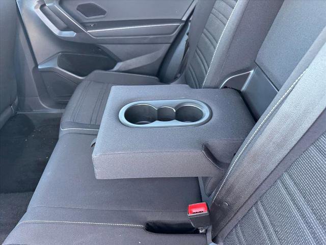 Used 2022 Volkswagen Tiguan S image 9