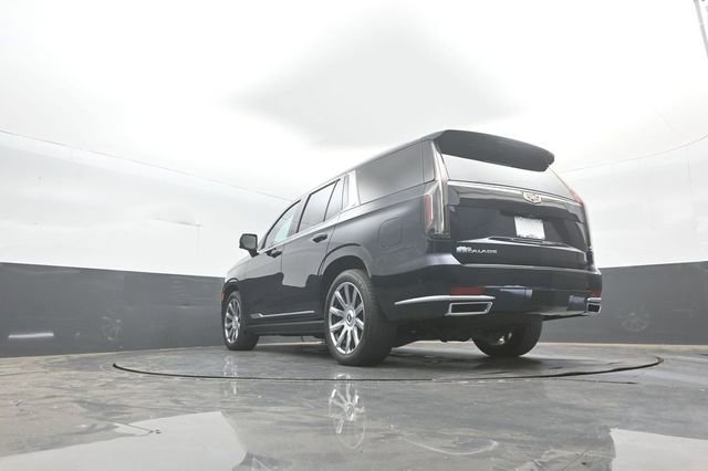 Used 2023 Cadillac Escalade Premium Luxury Platinum w/ Heavy-Duty Trailer Package AWD/4WD image 36
