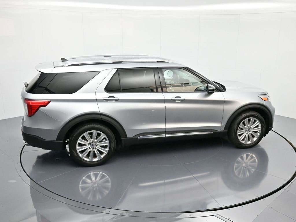 Certified 2022 Ford Explorer Limited w/ Limited Technology Package image 33