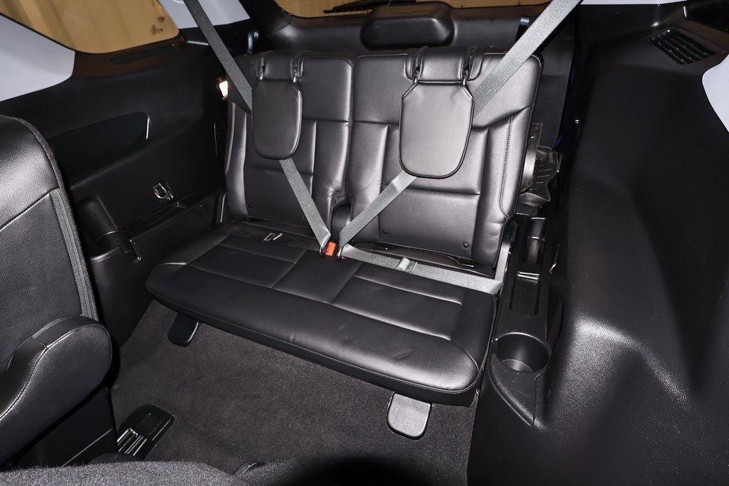 Certified 2020 Ford Explorer XLT w/ Equipment Group 202A image 21