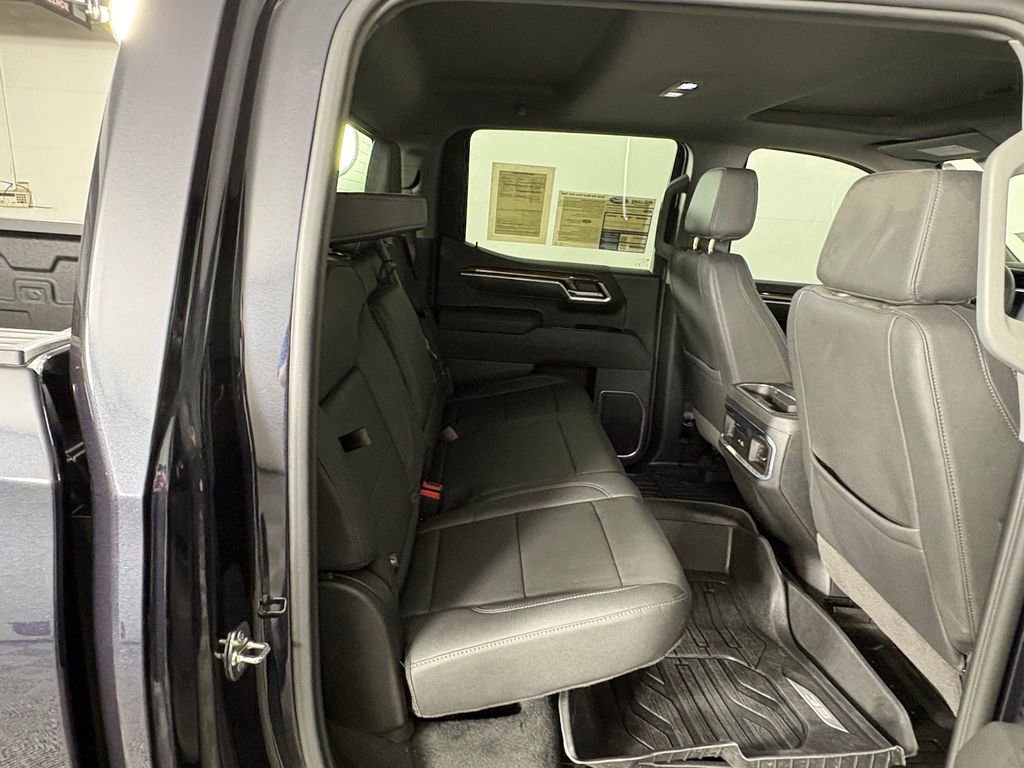 Used 2026 GMC Sierra 1500 Elevation w/ Elevation Premium Package AWD/4WD image 33