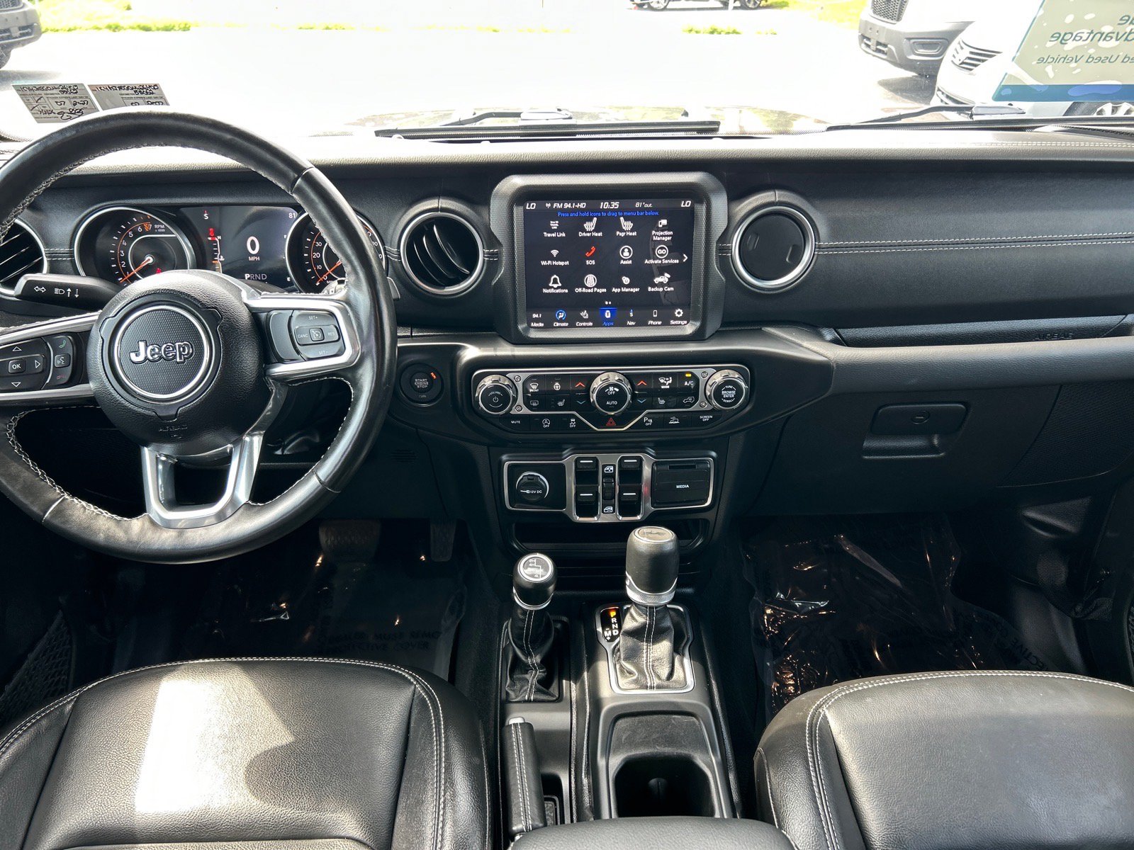 Used 2022 Jeep Wrangler Unlimited Sahara w/ Cold Weather Group AWD/4WD image 6