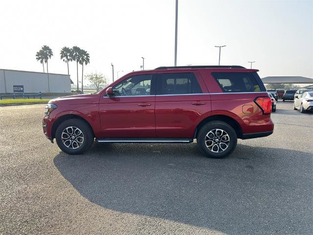 Certified 2022 Ford Expedition XLT image 2