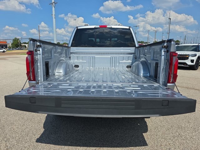 Certified 2024 Ford F150 Lariat w/ FX4 Off-Road Package AWD/4WD image 14
