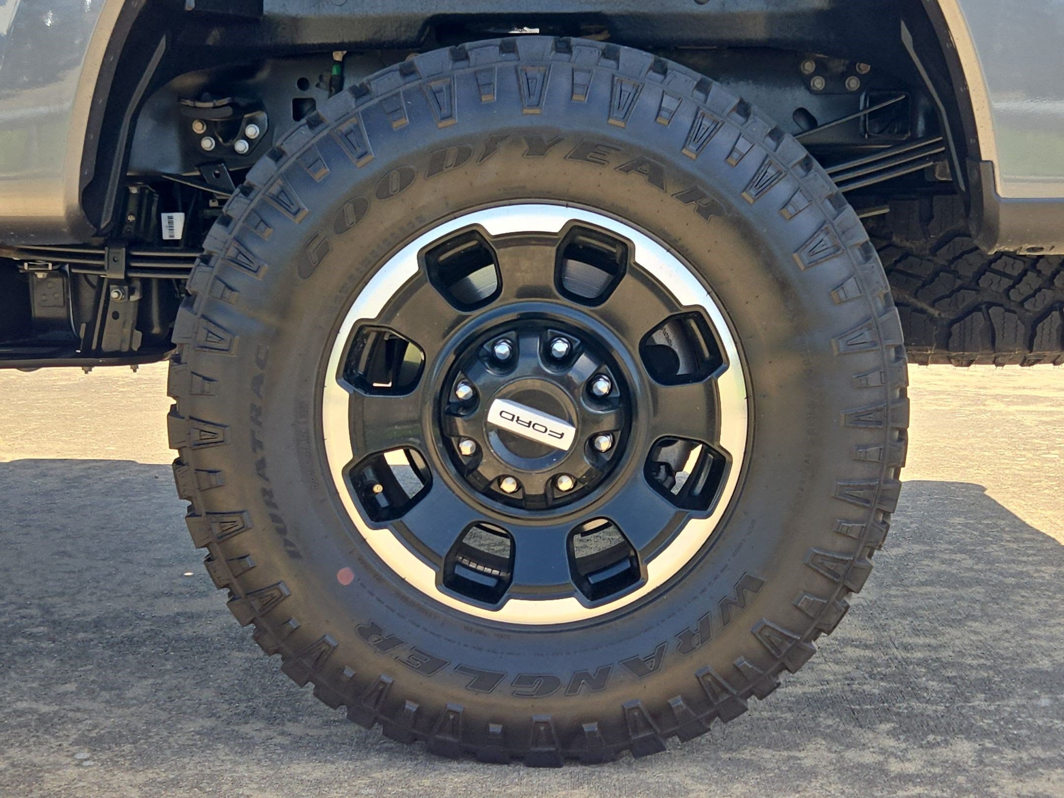 Certified 2026 Ford F250 Platinum w/ Tremor Off-Road Package AWD/4WD image 12