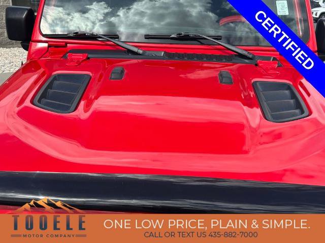 Used 2022 Jeep Wrangler Unlimited Rubicon AWD/4WD image 12