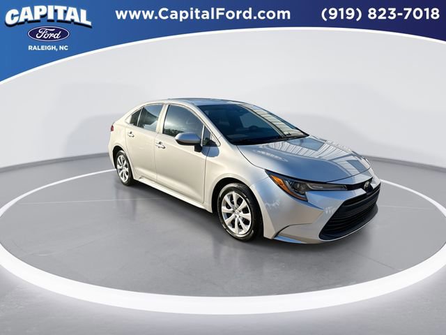 Used 2024 Toyota Corolla LE image 8
