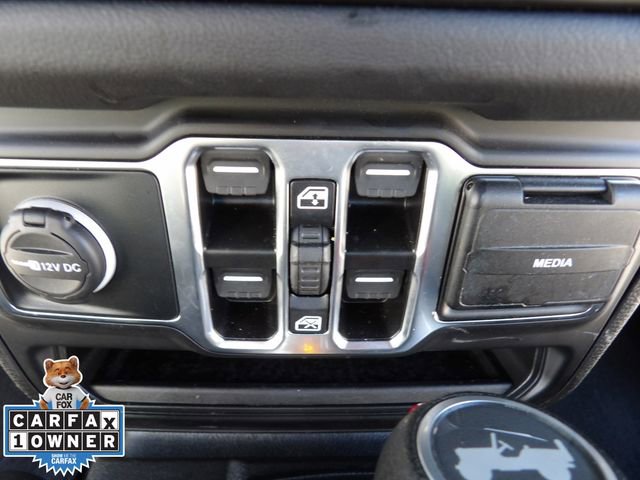 Used 2024 Jeep Wrangler Sahara image 25