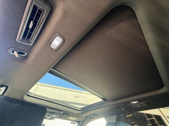 Used 2021 GMC Yukon Denali w/ Denali Ultimate Package image 13