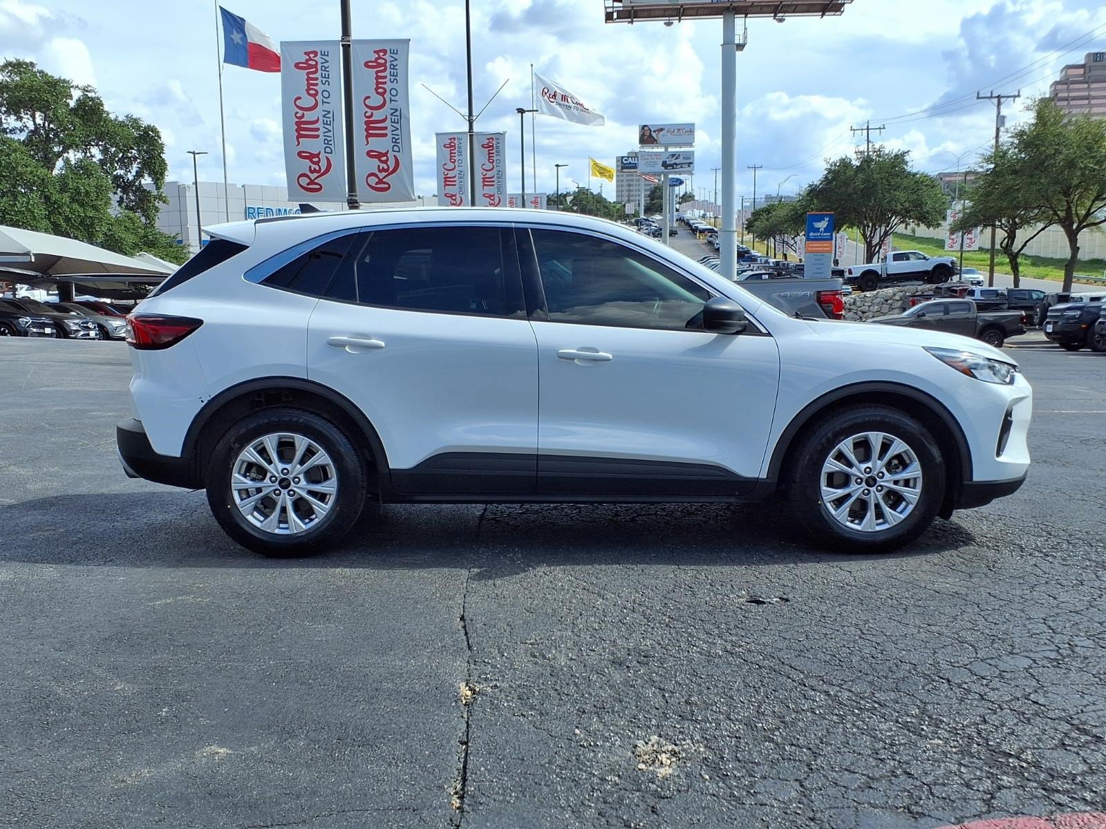 Certified 2023 Ford Escape Active FWD image 5
