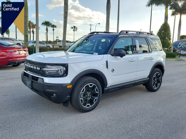 Certified 2025 Ford Bronco Sport Outer Banks w/ Outer Banks Tech Package+ image 1