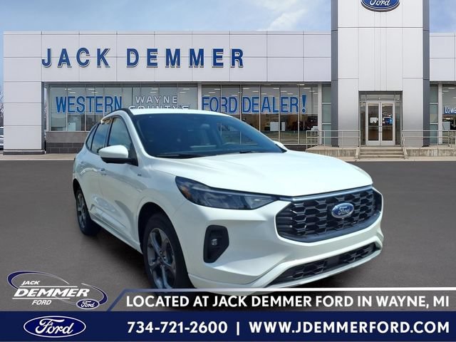 Certified 2024 Ford Escape ST-Line Select w/ Tech Pack #2 AWD/4WD image 1