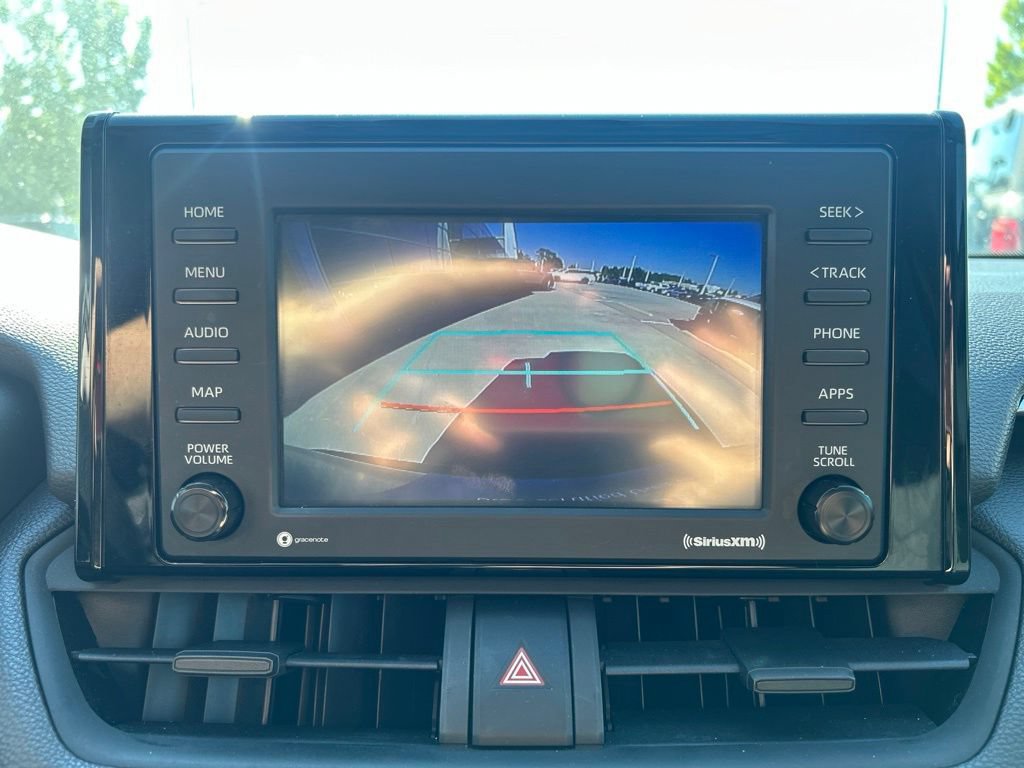 Used 2021 Toyota RAV4 XLE w/ Convenience Package FWD image 23