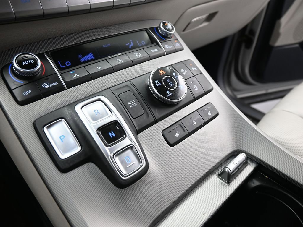 Used 2022 Hyundai Palisade SEL w/ Premium Package image 18