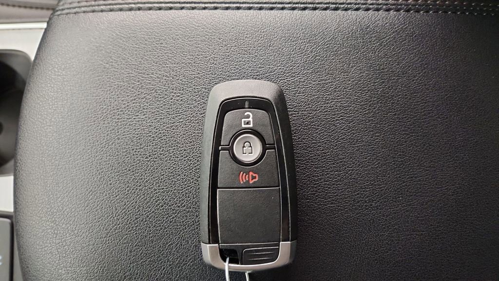 Certified 2022 Ford Edge SEL image 19