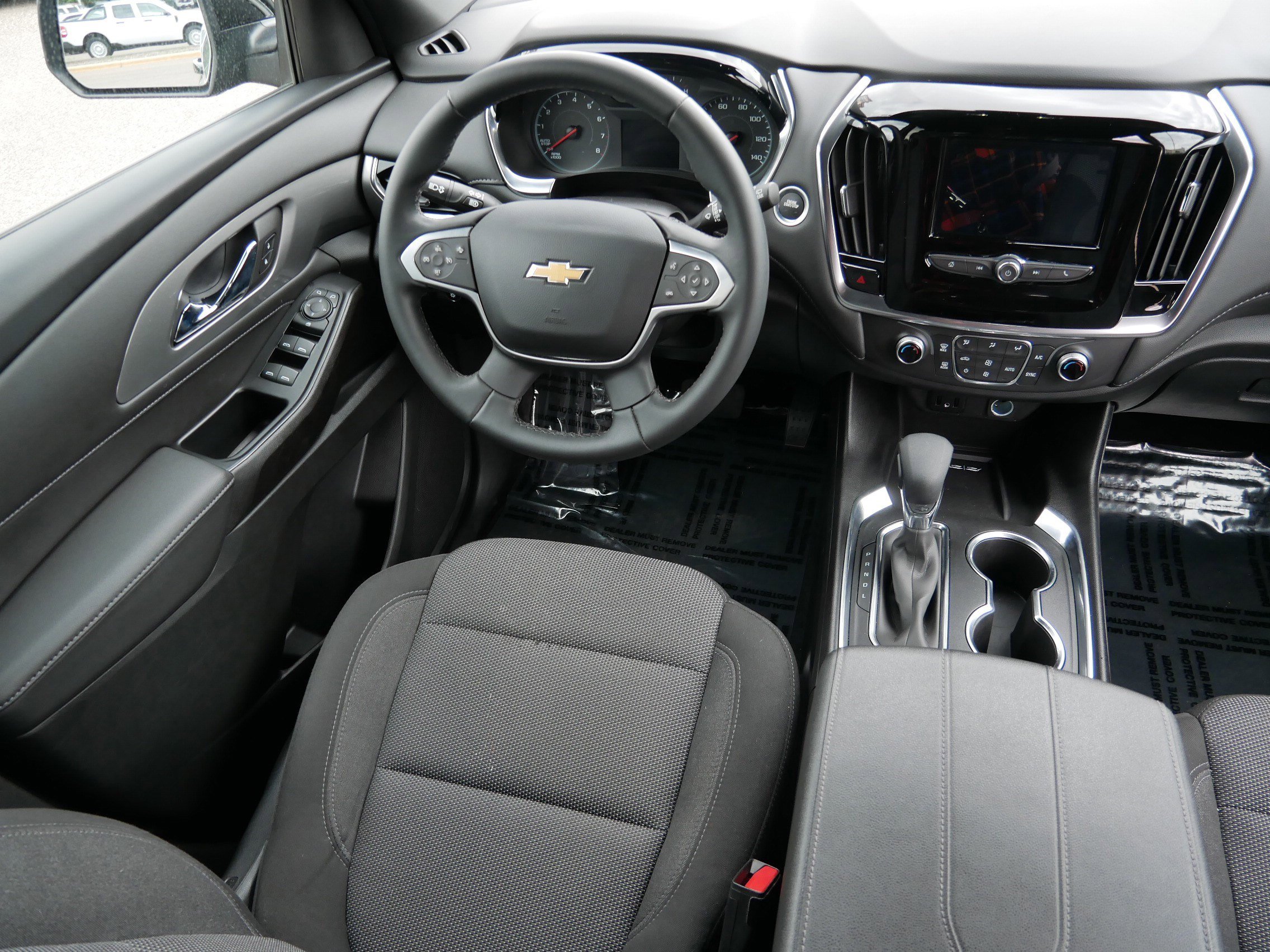 Used 2023 Chevrolet Traverse LT w/ LPO, Floor Liner Package AWD/4WD image 9