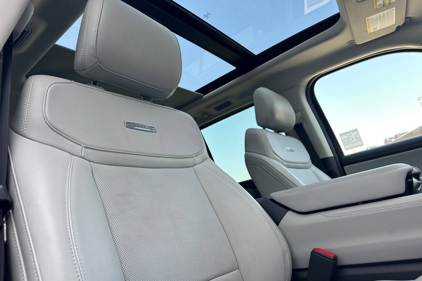 Certified 2025 Ford Expedition Platinum AWD/4WD image 17