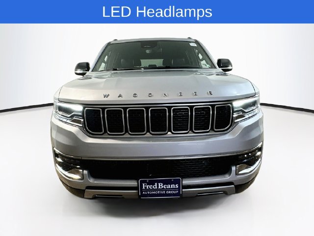 Used 2024 Jeep Wagoneer L Series II w/ Flexible Seating Group AWD/4WD image 2