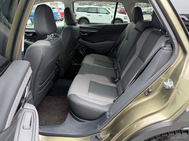 Used 2025 Subaru Outback Onyx Edition image 13