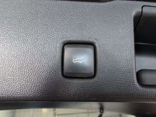 Certified 2023 Ford Escape Platinum image 32