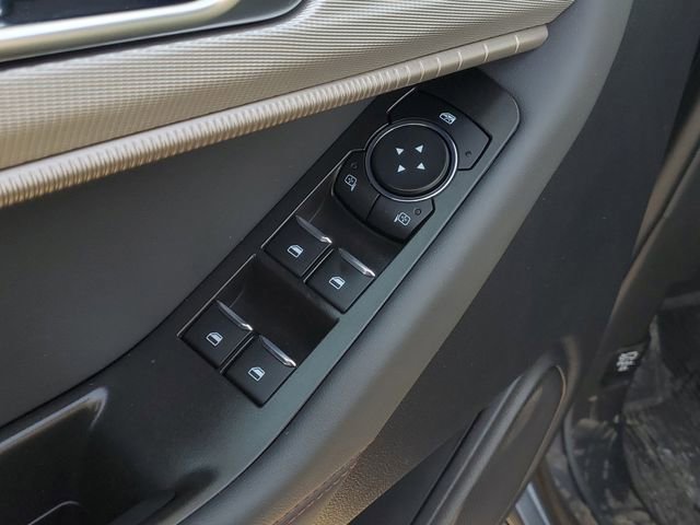 Certified 2025 Ford Explorer Active w/ Active Comfort Package image 8