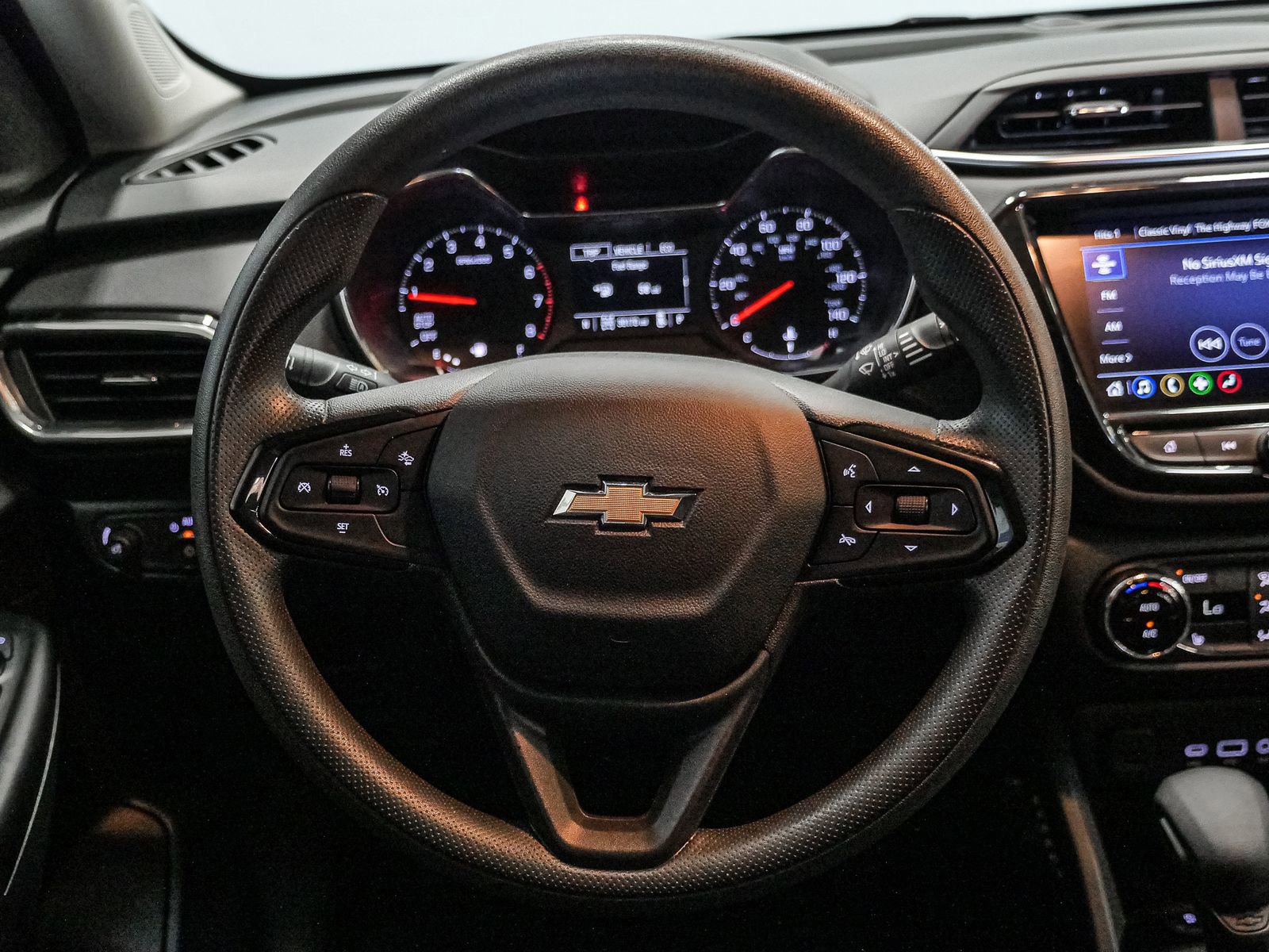 Used 2023 Chevrolet TrailBlazer LT w/ Convenience Package image 32