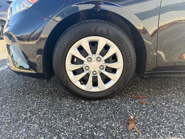 Used 2024 Kia Forte LX image 22