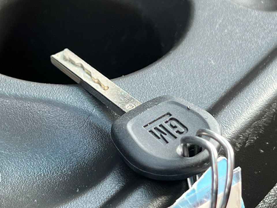 Used 2024 Chevrolet Express 2500 Work Van w/ Driver Convenience Package image 33