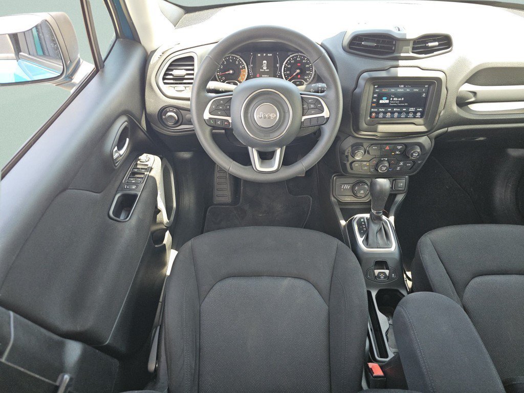 Used 2021 Jeep Renegade Sport w/ Sport Appearance Group AWD/4WD image 4