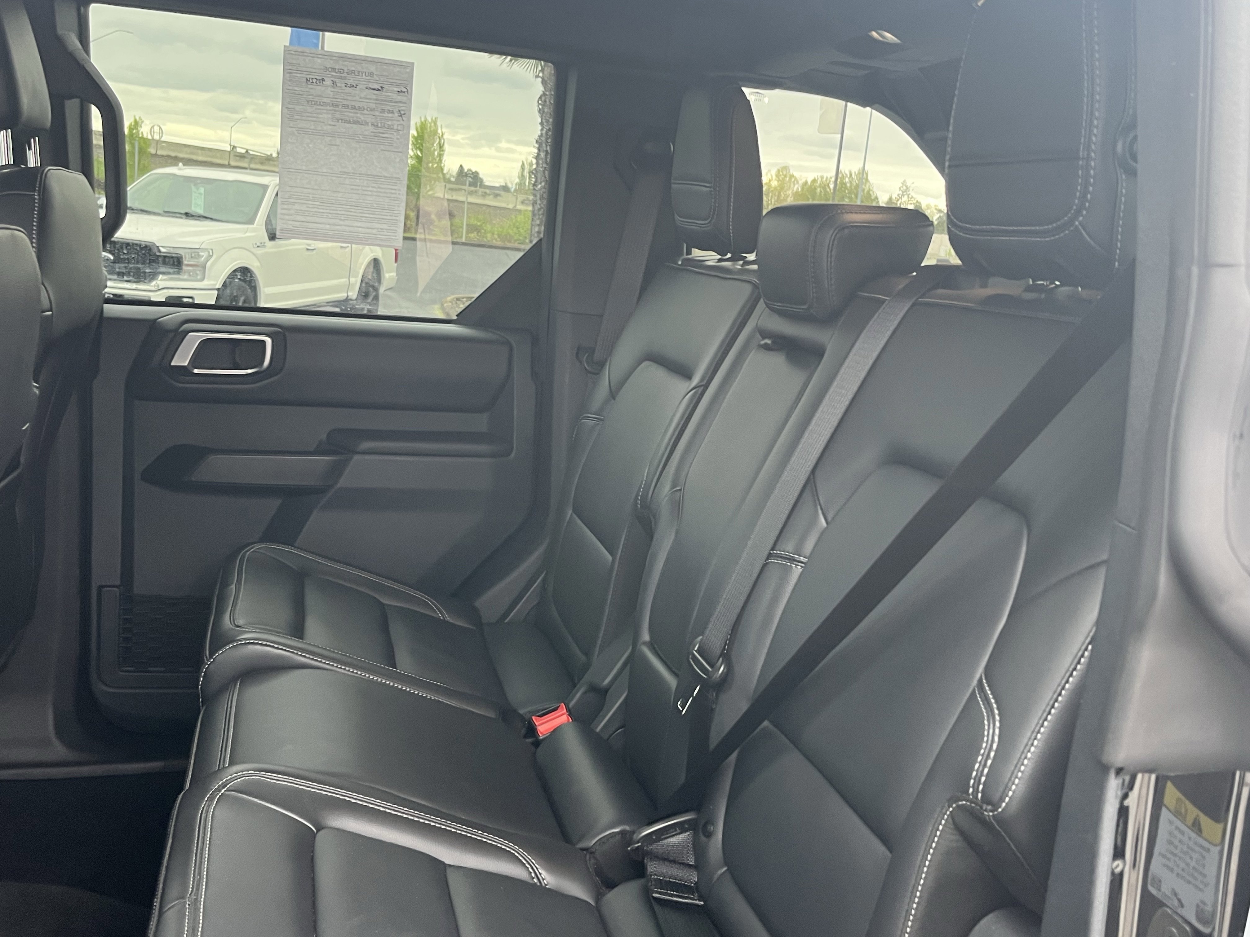 Certified 2025 Ford Bronco Outer Banks image 12