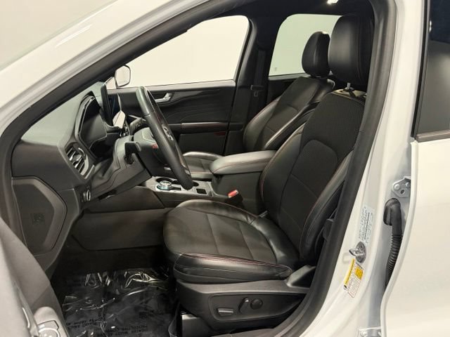Certified 2023 Ford Escape ST-Line w/ Tech Pack #1 FWD image 14